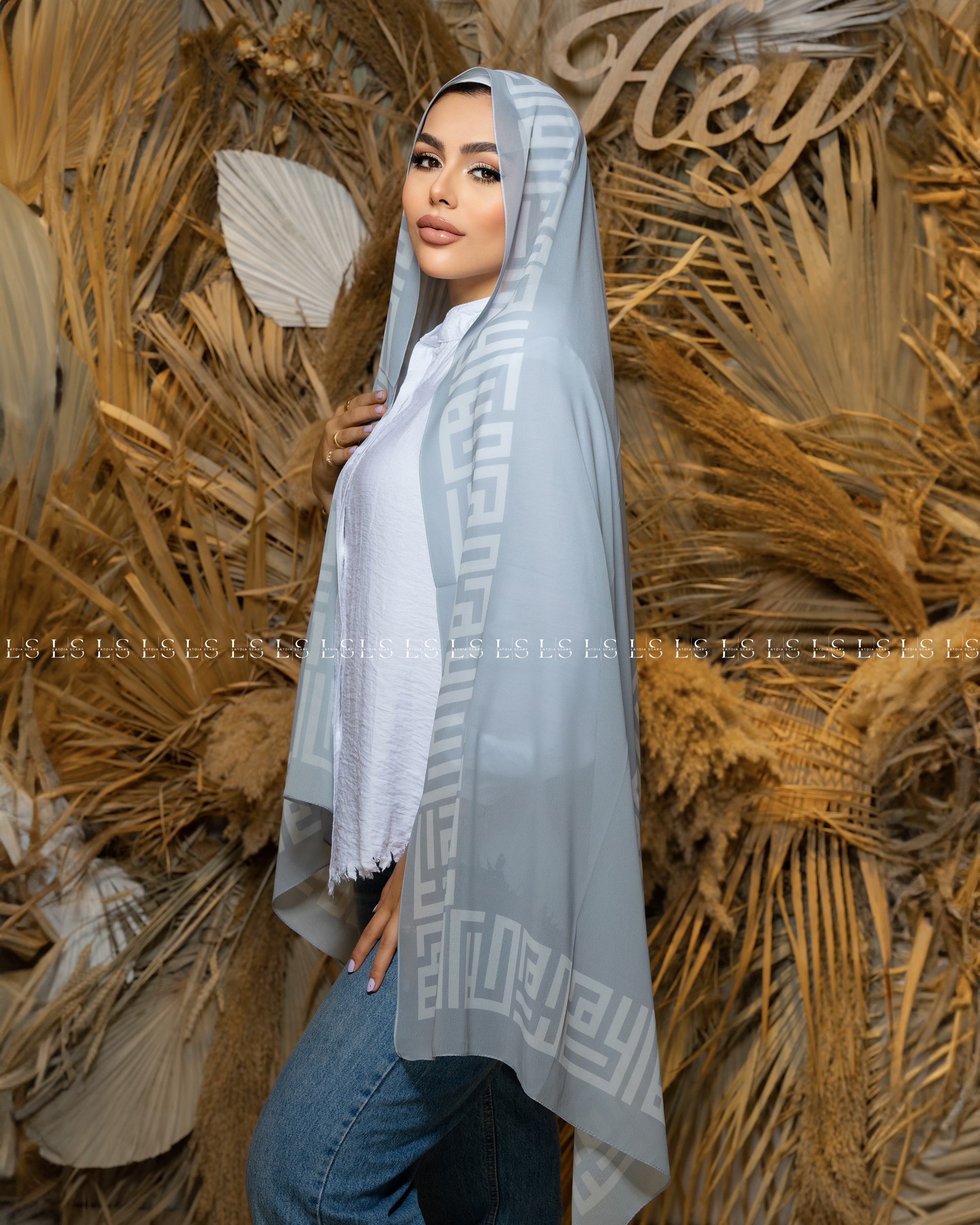 Yashmak Gray