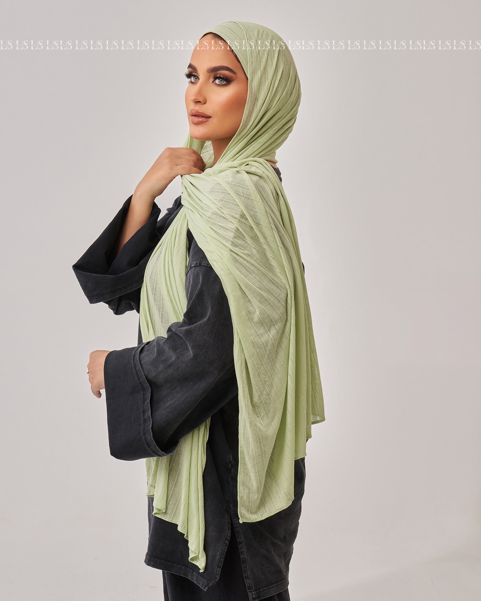 Kuwity Hejab with Bandana