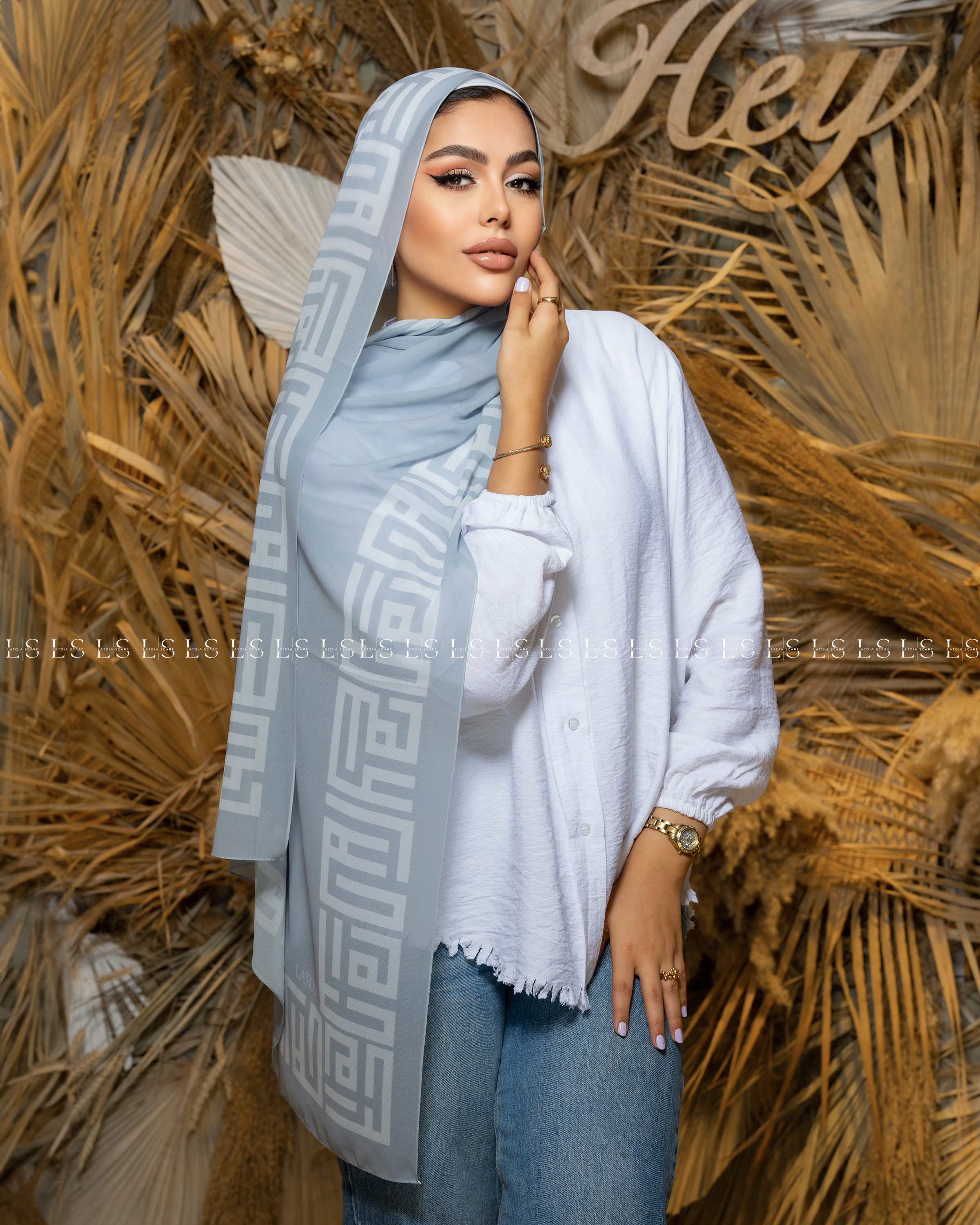 Yashmak Gray