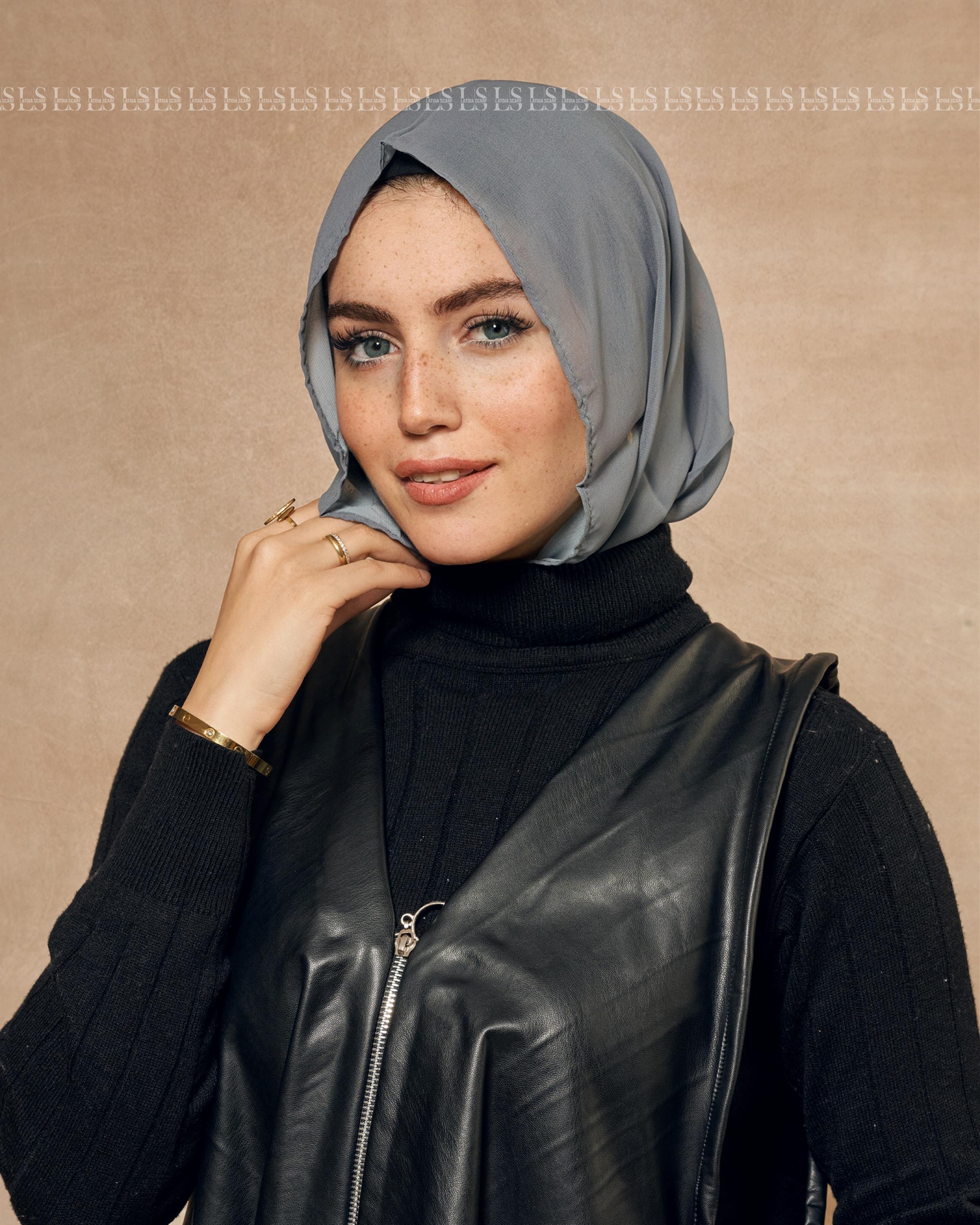 Gray Easy Scarf